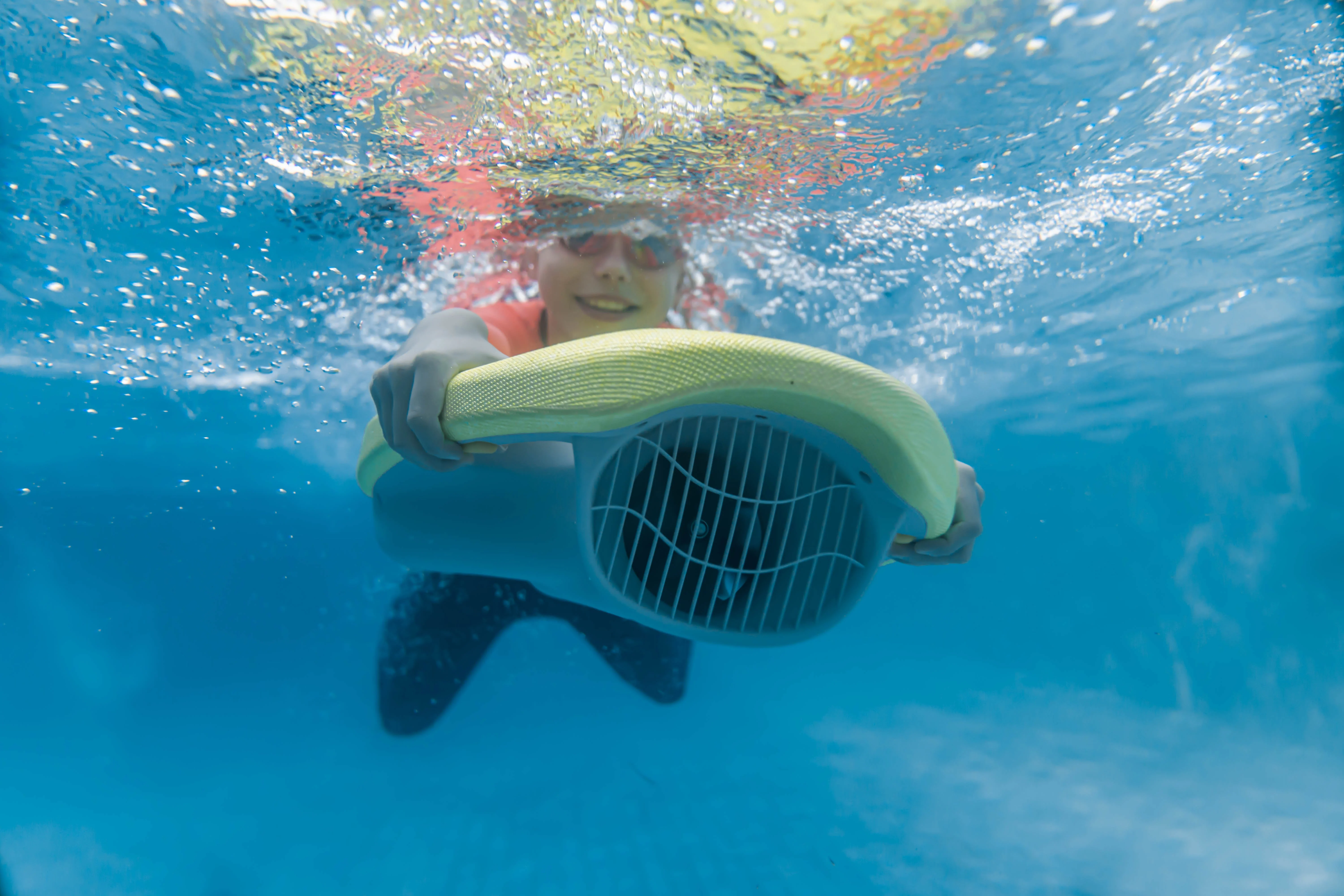 CRONY EL-KB-01 Electric float board Water Swimming Pool Toys Foam Floating training aid exercise equipment board Electric Diving Under Water Sea Scooter - Image 9
