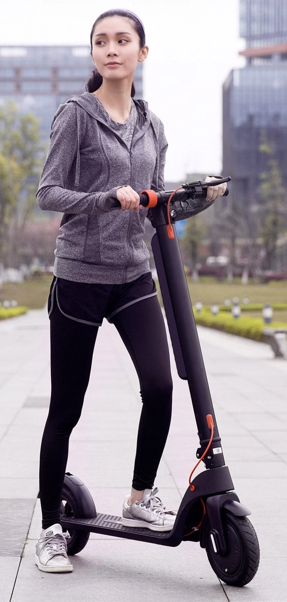 CRONY X8 Electric Kick Scooter Max speed 38KM Replaceable dual battery capacity Foldable10 inch - Image 8